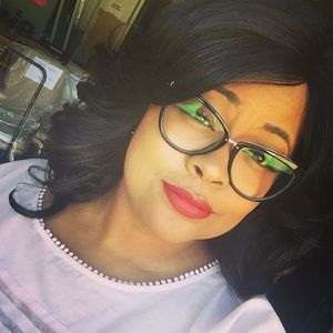 Meet your Posher, Brianna